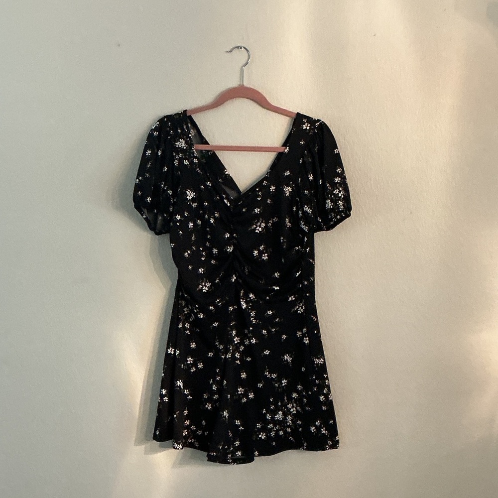 Chic Black Floral Dress